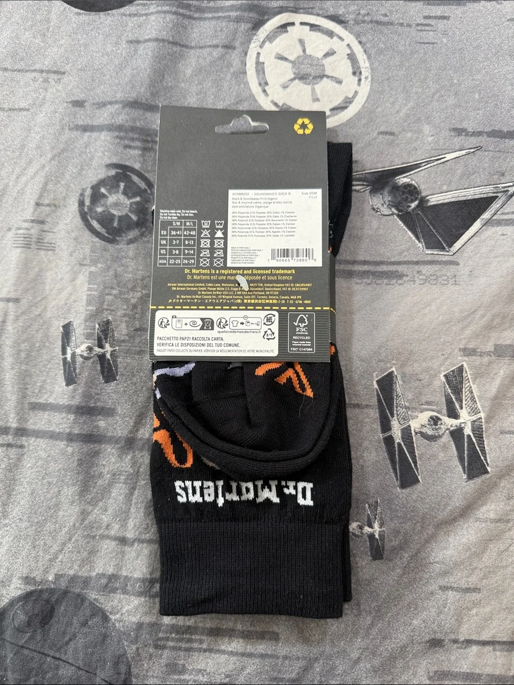 NWT DR MARTENS SOUNDWAVE SOCKS SZ S/M